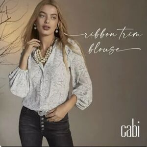 CAbi White and Gray Graphic Blouse with Peter Pan Collar